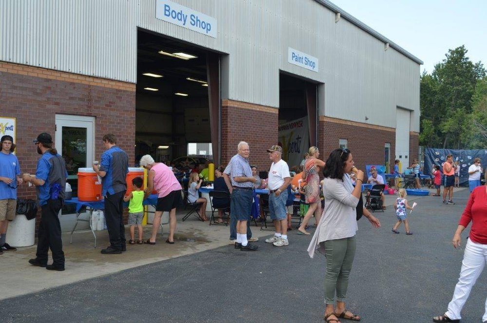 AUTOBODY XPERTS Updated September 2024 10 Photos 216 120th Ave, Holland, Michigan Body