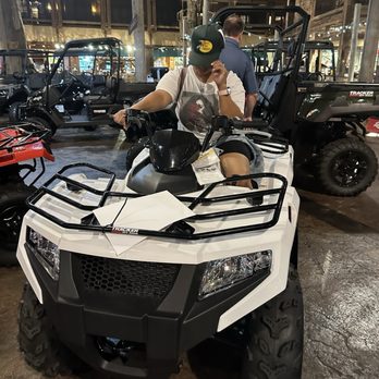Bass Pro Shops - Outdoor Gear Near Me - Memphis, Tennessee Bass Pro Shops - Outdoor Gear Near Me - Memphis, Tennessee