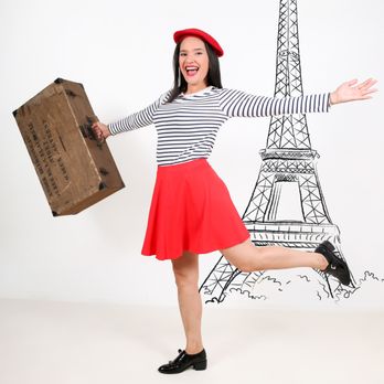 Photo Up - Parisian cliché - shooting en studio - Session Photography Near Me - Paris, 75