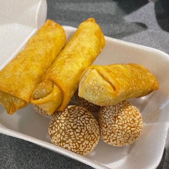 Taigu Noodles - Fried Donuts (?) Vegetable Spring Roll - Chinese Near Me - Middleton, Wisconsin Taigu Noodles - Fried Donuts (?) Vegetable Spring Roll - Chinese Near Me - Middleton, Wisconsin