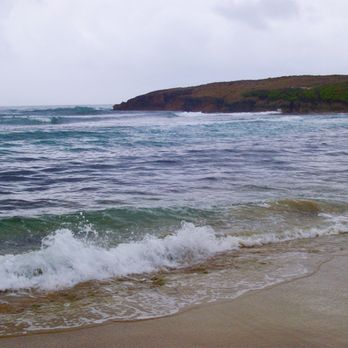Playa Peñón Amador - Beaches Near Me - Camuy, Puerto Rico