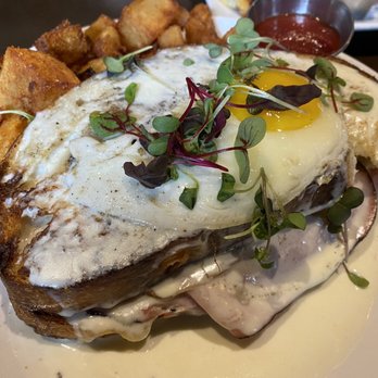 Hootch and Banter - New American Near Me - Frederick, Maryland
