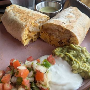 Leoncito - Breakfast burrito - Mexican Near Me - Las Vegas, Nevada Leoncito - Breakfast burrito - Mexican Near Me - Las Vegas, Nevada