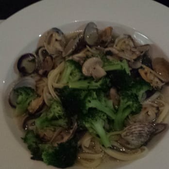 Da Bianca Trattoria - Linguine with seafood - Italian Near Me - Orange, California Da Bianca Trattoria - Linguine with seafood - Italian Near Me - Orange, California