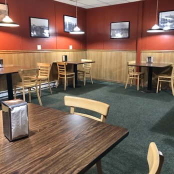 Fatzo's Sub & Pizza Shop - Dining area - Pizza Near Me - Two Rivers, Wisconsin