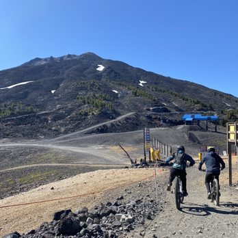 Mt. Bachelor - Ski Resorts Near Me - Bend, Oregon