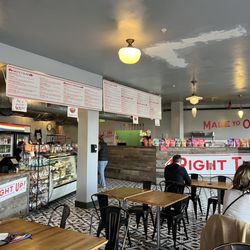 Sweetie's Sandwich Shop - Inside the shop