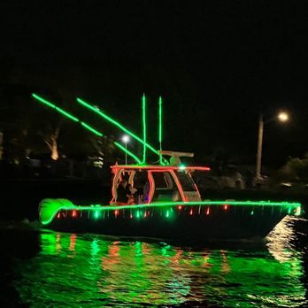 Boynton Beach Holiday Boat Parade - Festivals Near Me - Boynton Beach, Florida Boynton Beach Holiday Boat Parade - Festivals Near Me - Boynton Beach, Florida