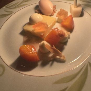 Citrin - Rock fruit (peaches) - Cocktail Bars Near Me - Santa Monica, California Citrin - Rock fruit (peaches) - Cocktail Bars Near Me - Santa Monica, California