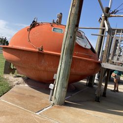 Texas Maritime Museum - A life craft
