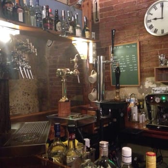 Cervecería Jazz - 7 taps. Couple standard but at least 3 or 4 craft beers though - Tapas Bars Near Me - Barcelona, B Cervecería Jazz - 7 taps. Couple standard but at least 3 or 4 craft beers though - Tapas Bars Near Me - Barcelona, B
