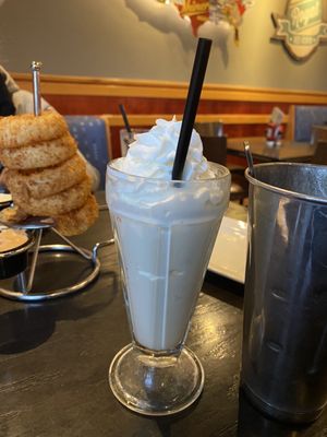 Red Robin Gourmet Burgers and Brews by null