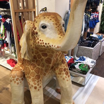 Desigual - Fashion Near Me - Aventura, Florida