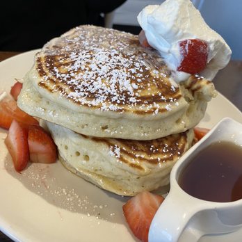 Brunch & Sip - Pancakes with strawberries - Coffee & Tea Near Me - Phoenix, Arizona