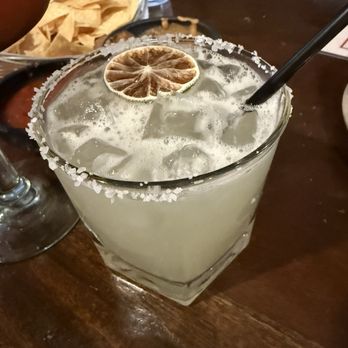Los Tres Hermanos - Skinny Margarita - Mexican Near Me - Los Angeles, California