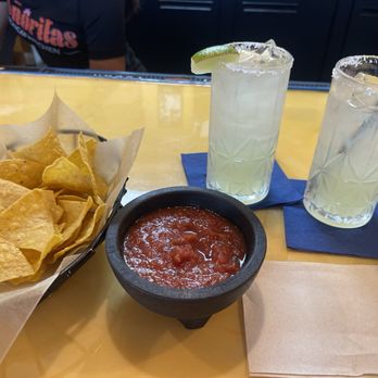 Senoritas Mexican Kitchen - Chips, salsa and BOGO margaritas. - Pop-Up Restaurants Near Me - Jacksonville, Florida Senoritas Mexican Kitchen - Chips, salsa and BOGO margaritas. - Pop-Up Restaurants Near Me - Jacksonville, Florida