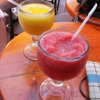 Papas & Beer - Mango and strawberry margaritas. Ok to pretty good. No salt on the rim. I have had better in LA. - Bars Near Me - Ensenada, BCN