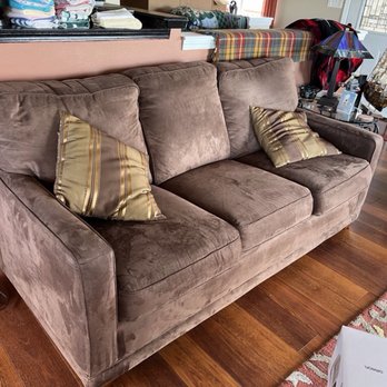 B2 Moving Company - Sofa - Movers Near Me - Santa Clara, California B2 Moving Company - Sofa - Movers Near Me - Santa Clara, California
