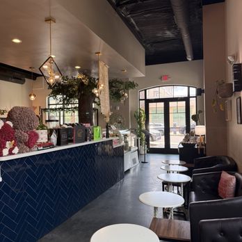 Lady & the Mug - Interior - Coffee & Tea Near Me - Tampa, Florida Lady & the Mug - Interior - Coffee & Tea Near Me - Tampa, Florida