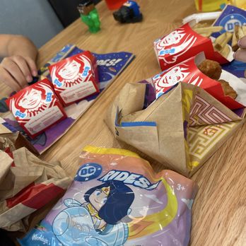Wendy's - Kids meals - Fast Food Near Me - Cape Canaveral, Florida Wendy's - Kids meals - Fast Food Near Me - Cape Canaveral, Florida
