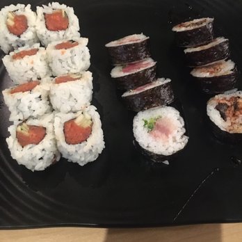 Sushi Soho - Spicy tuna roll, yellow tail roll, eel (without avocado) roll (it was too good that we ate a bit before we took the picture) - Sushi Bars Near Me - Bedford, Texas Sushi Soho - Spicy tuna roll, yellow tail roll, eel (without avocado) roll (it was too good that we ate a bit before we took the picture) - Sushi Bars Near Me - Bedford, Texas