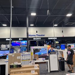 Best Buy East Colonial