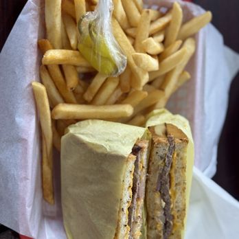 Hercules Burgers - A very juicy, buttery, patty melt, and crispy fries just the way I like them! - Burgers Near Me - South Gate, California