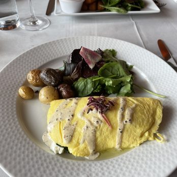 Robert - My Wild Mushroom Omelet super yummy - New American Near Me - New York, New York Robert - My Wild Mushroom Omelet super yummy - New American Near Me - New York, New York