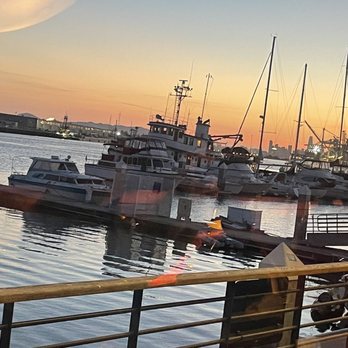 Scott's Seafood - Seafood Near Me - Oakland, California Scott's Seafood - Seafood Near Me - Oakland, California