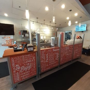 Peach Cobbler Factory - Counter - Desserts Near Me - Jacksonville, Florida