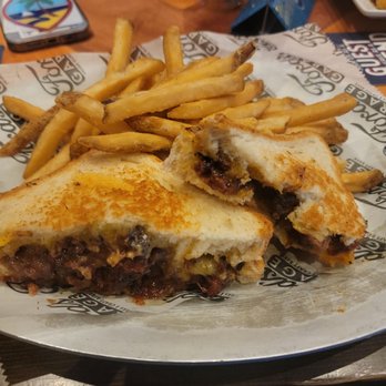 Ford's Garage Plano - Burnt ends BBQ SAMICH - Burgers Near Me - Plano, Texas Ford's Garage Plano - Burnt ends BBQ SAMICH - Burgers Near Me - Plano, Texas