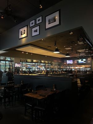 Marlow's Tavern by null