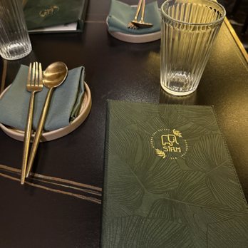 Siam Thai Eatery - Table setting - Thai Near Me - Chicago, Illinois Siam Thai Eatery - Table setting - Thai Near Me - Chicago, Illinois