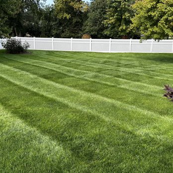 Rey’s Lawn Mowing Service - Lawn Services Near Me Rey’s Lawn Mowing Service - Lawn Services Near Me