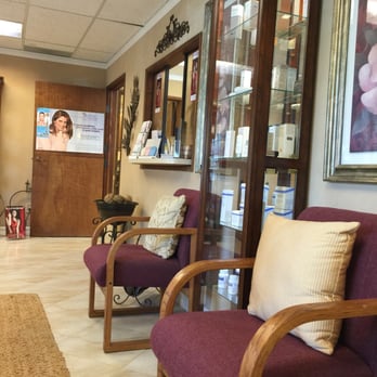 Thinner at Last - Lobby area - Weight Loss Centers Near Me - San Dimas, California Thinner at Last - Lobby area - Weight Loss Centers Near Me - San Dimas, California