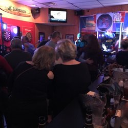 Backstretch Bar & Grill