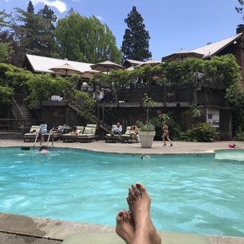 Dawn Ranch - Relaxing by the pool - Hotels Near Me - Guerneville, California Dawn Ranch - Relaxing by the pool - Hotels Near Me - Guerneville, California