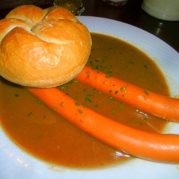 Bier & Bierli - Wiener Sacher-Würstel mit Goulasch Sauce & Semmel - Austrian Near Me - Vienna, 9