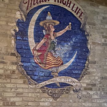 Copper on King - Decor - Sports Bars Near Me - Milwaukee, Wisconsin