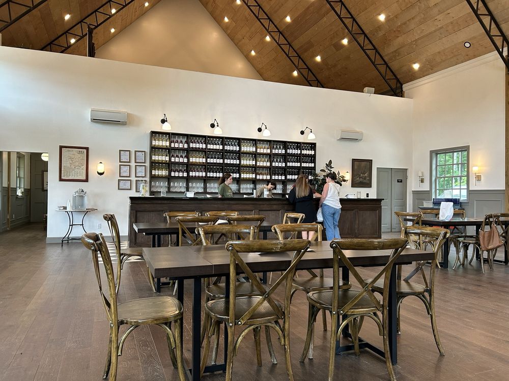 Social spots from Limoges Cellars