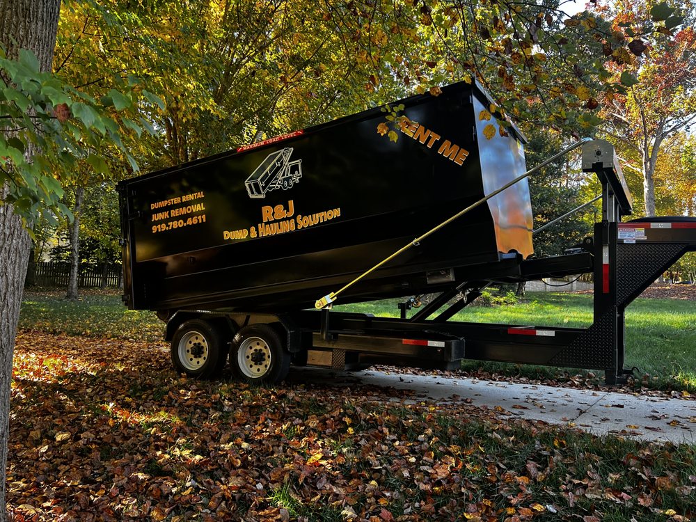R&J DUMP AND HAULING SOLUTION LLC