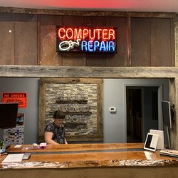 Twin County Tech - Front Counter