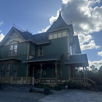 Swantown Inn - The exterior ! - Bed & Breakfast Near Me - Olympia, Washington Swantown Inn - The exterior ! - Bed & Breakfast Near Me - Olympia, Washington
