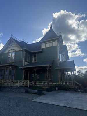 Swantown Inn by null