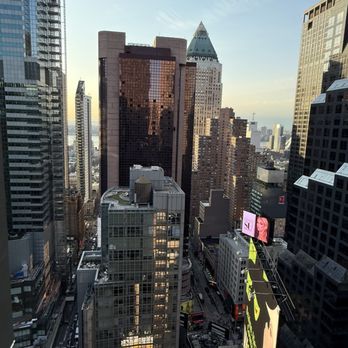 RT60 Rooftop Bar & Lounge - Lounges Near Me - New York, New York