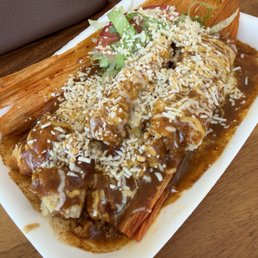Beef Tamale con todo Beef Tamale con todo