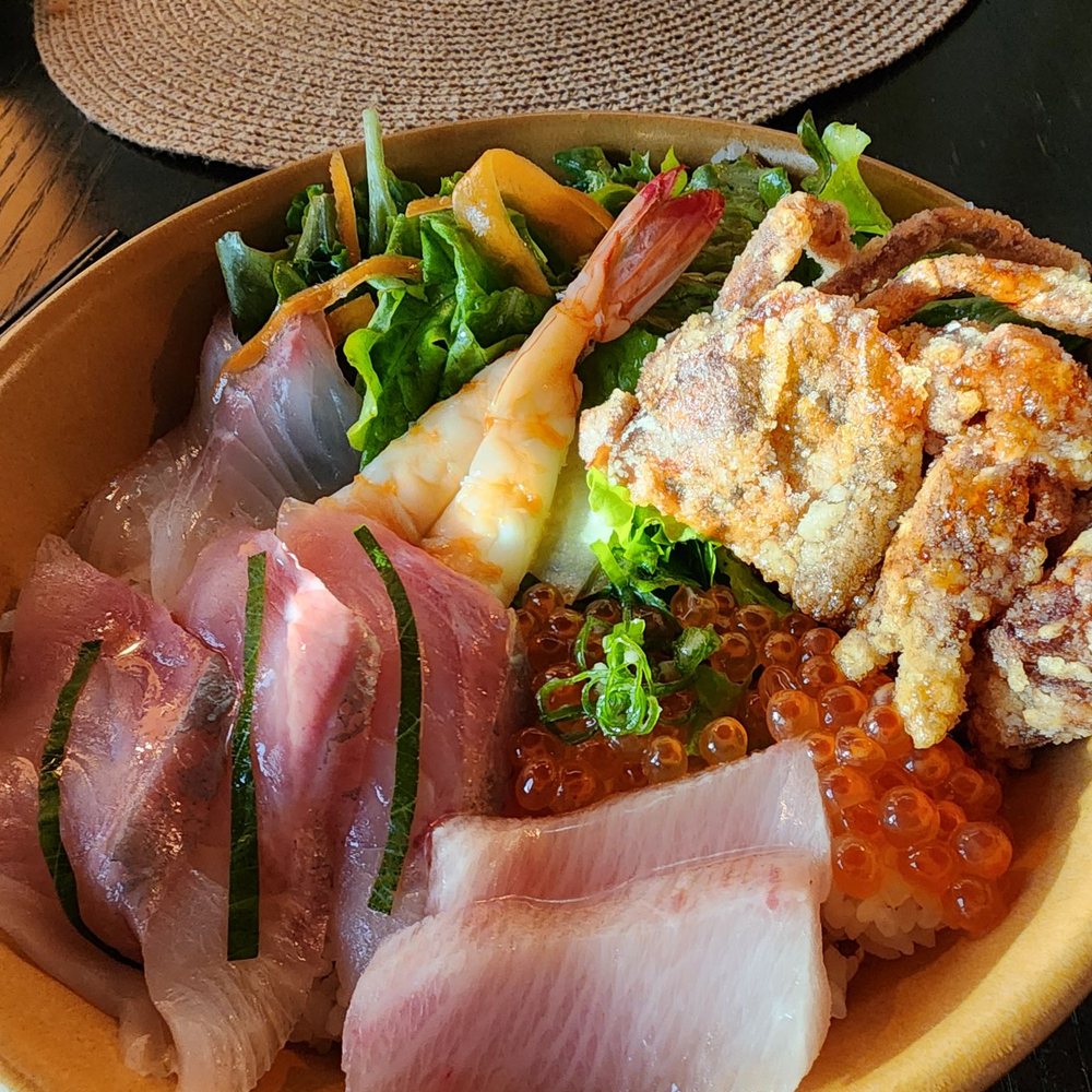 Akira - Chirashi Bowl - Sushi Bars Near Me - Eugene, Oregon