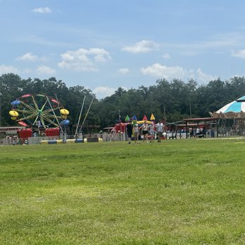 Southern Hill Farms - Play area - Fruits & Veggies Near Me - Clermont, Florida Southern Hill Farms - Play area - Fruits & Veggies Near Me - Clermont, Florida