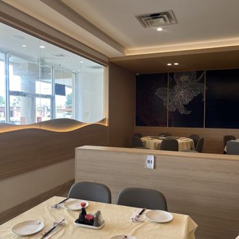 Dimsum Palace - Sophisticated Style: Dining room - Cantonese Near Me - Catonsville, Maryland Dimsum Palace - Sophisticated Style: Dining room - Cantonese Near Me - Catonsville, Maryland