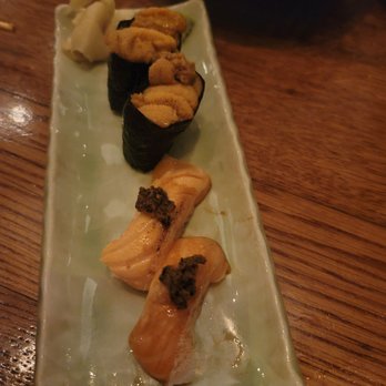 Zuma - Uni and salmon belly with truffle - Japanese Near Me - Miami, Florida Zuma - Uni and salmon belly with truffle - Japanese Near Me - Miami, Florida